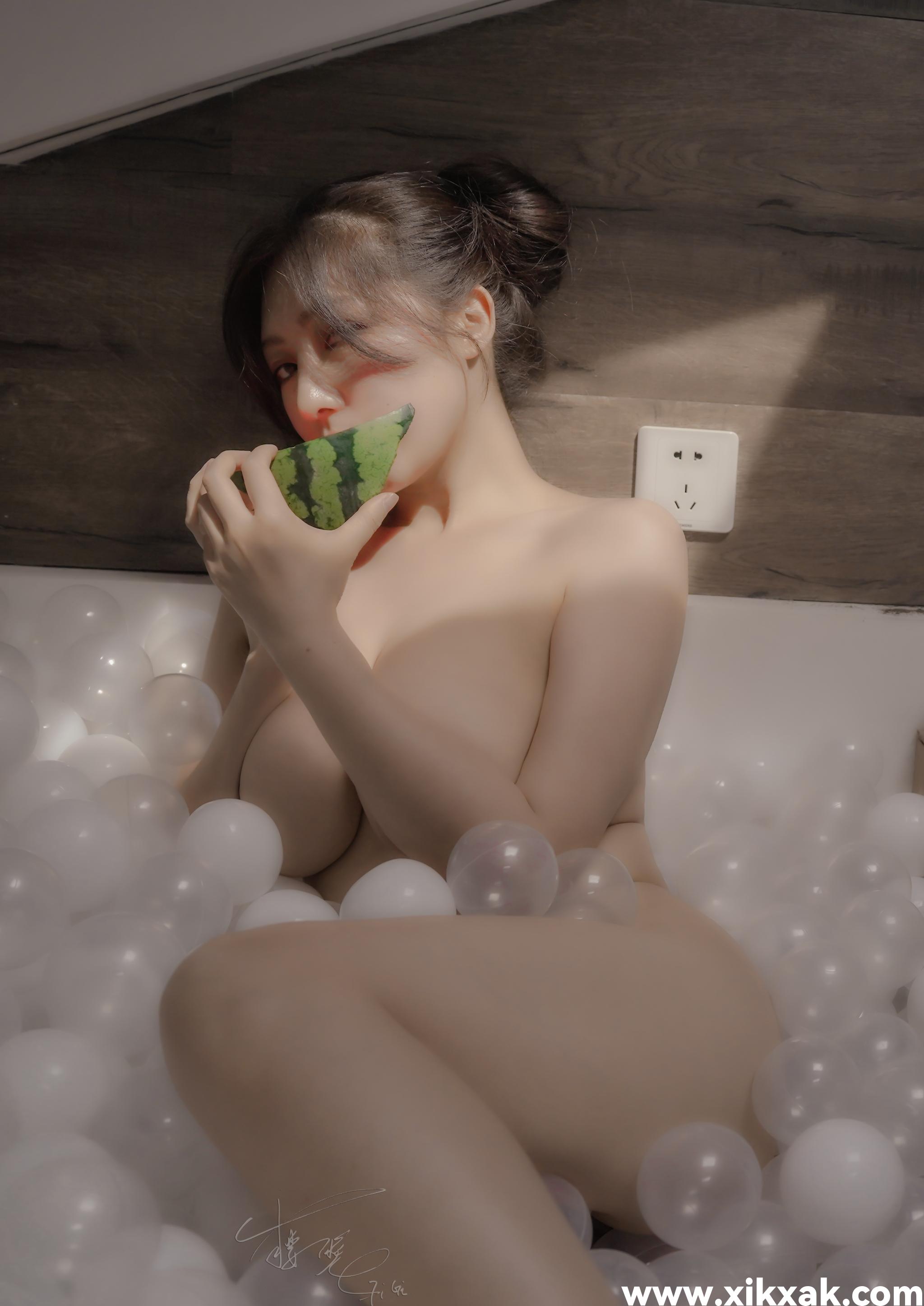 樱晚GiGi – NO.78 夏引 [20P]